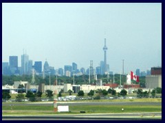 Toronto Pearson International Airport 17 - Toronto skyline